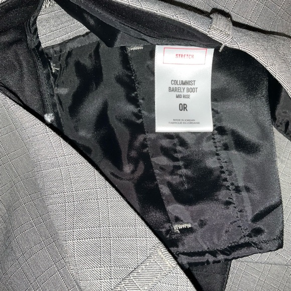 Like new EXPRESS stretchy dressy slacks. Great condition. Size 0 Regular - Picture 8 of 8